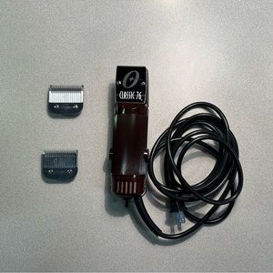 Oster Classic 76 Hair Cippers With Blades 1 & 1A